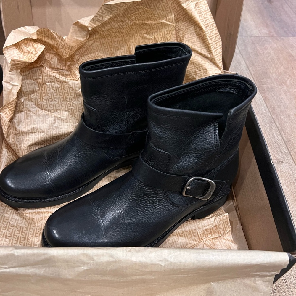 Frye Veronica Booties